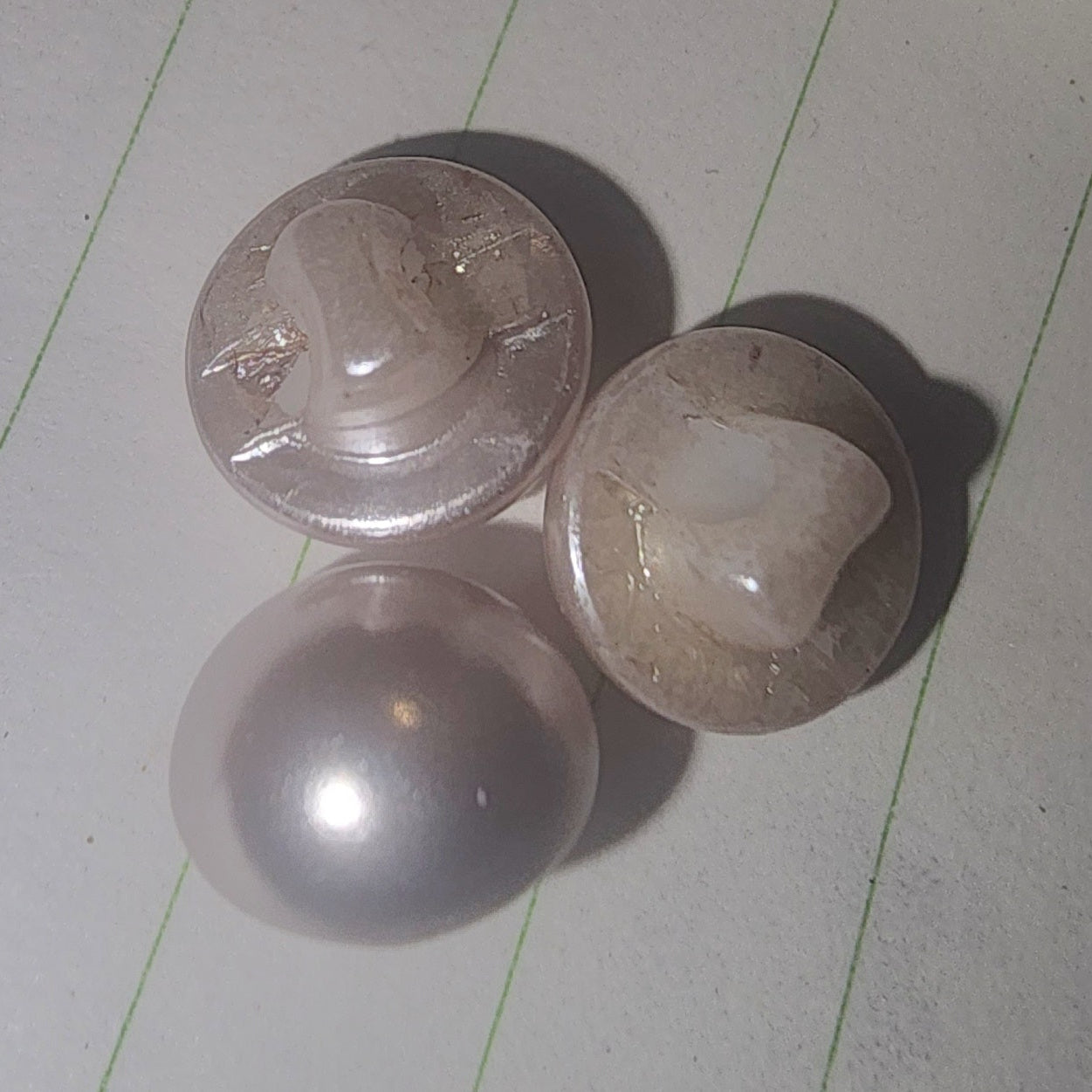 Dome button frosted pale grey/lavender 10mm (shank)