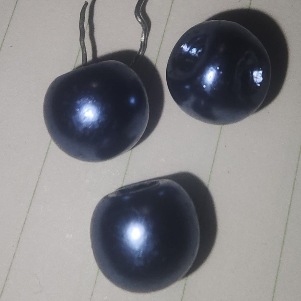 10mm pearl button (2 hole) dark smoky lilac