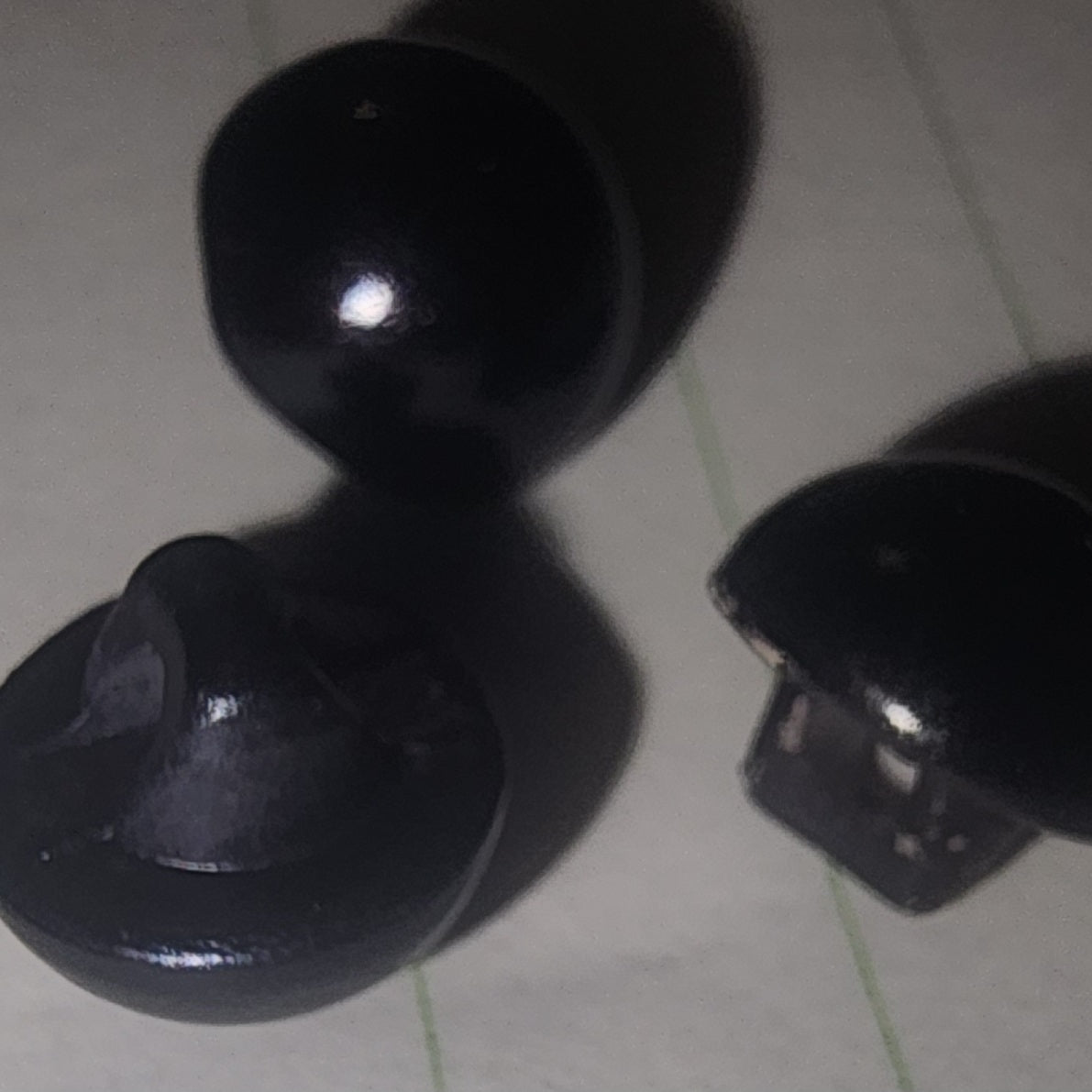 Dome button glossy black 10mm (shank)