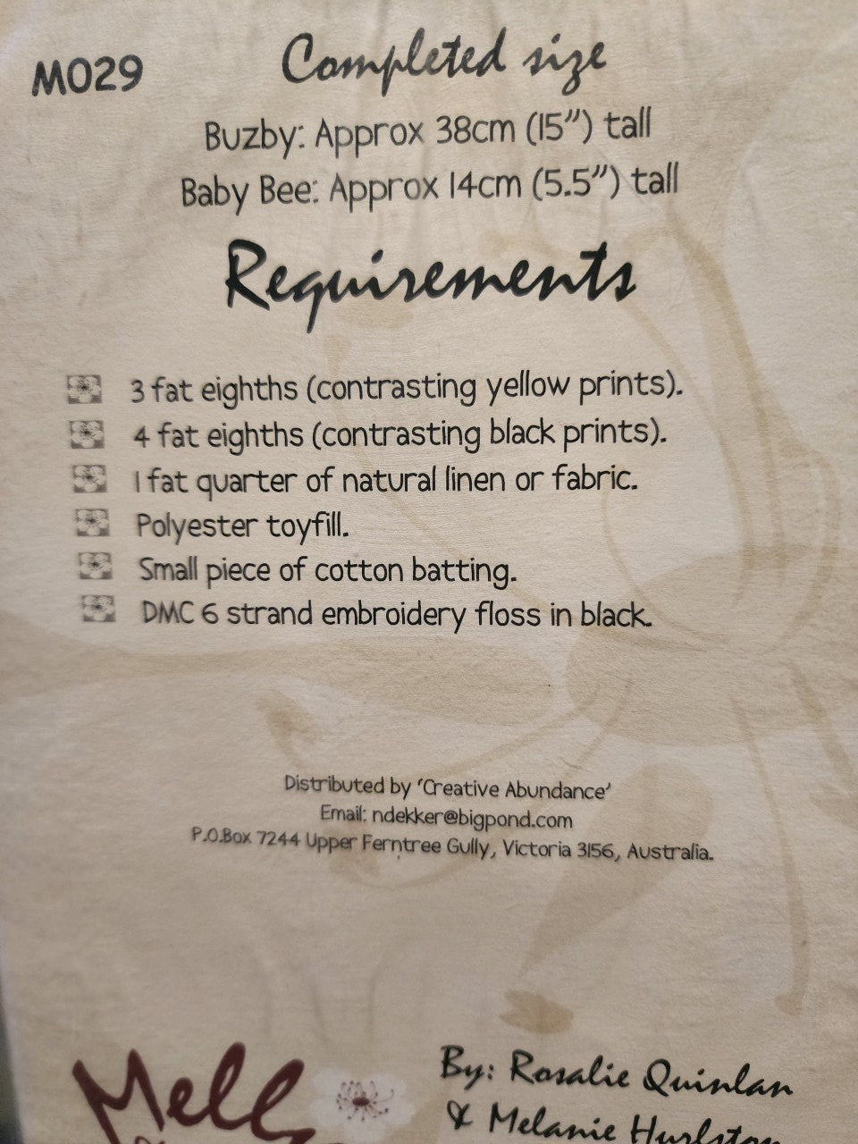 Buzby & Baby Bee by Melly & Me (MO29)