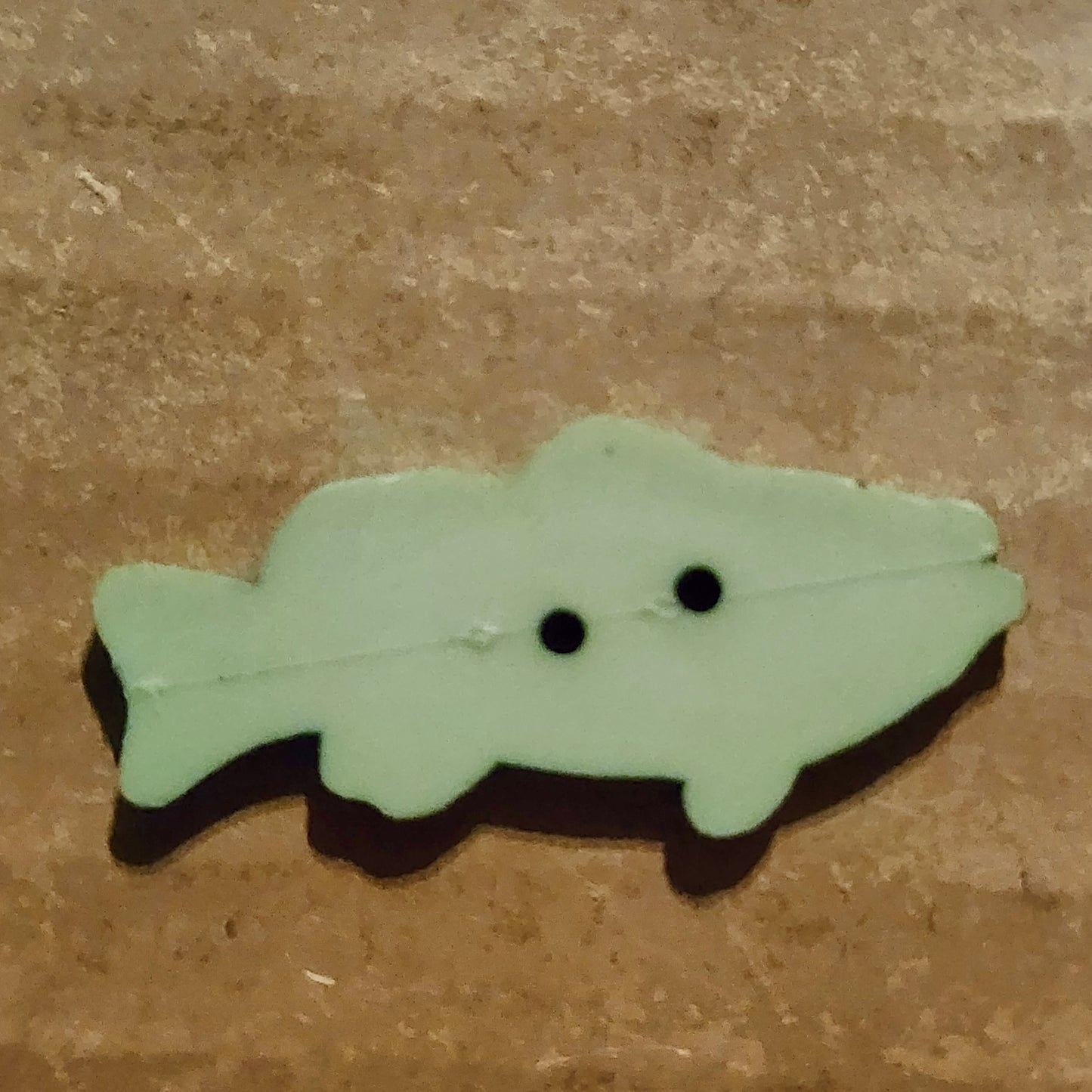 Fish Button Light Green 3.5cm long