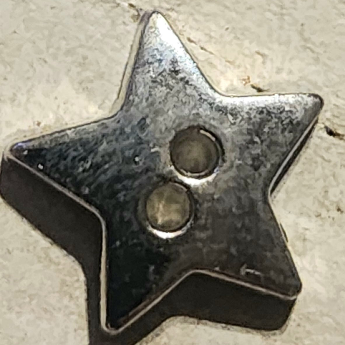 Silver star button 13mm