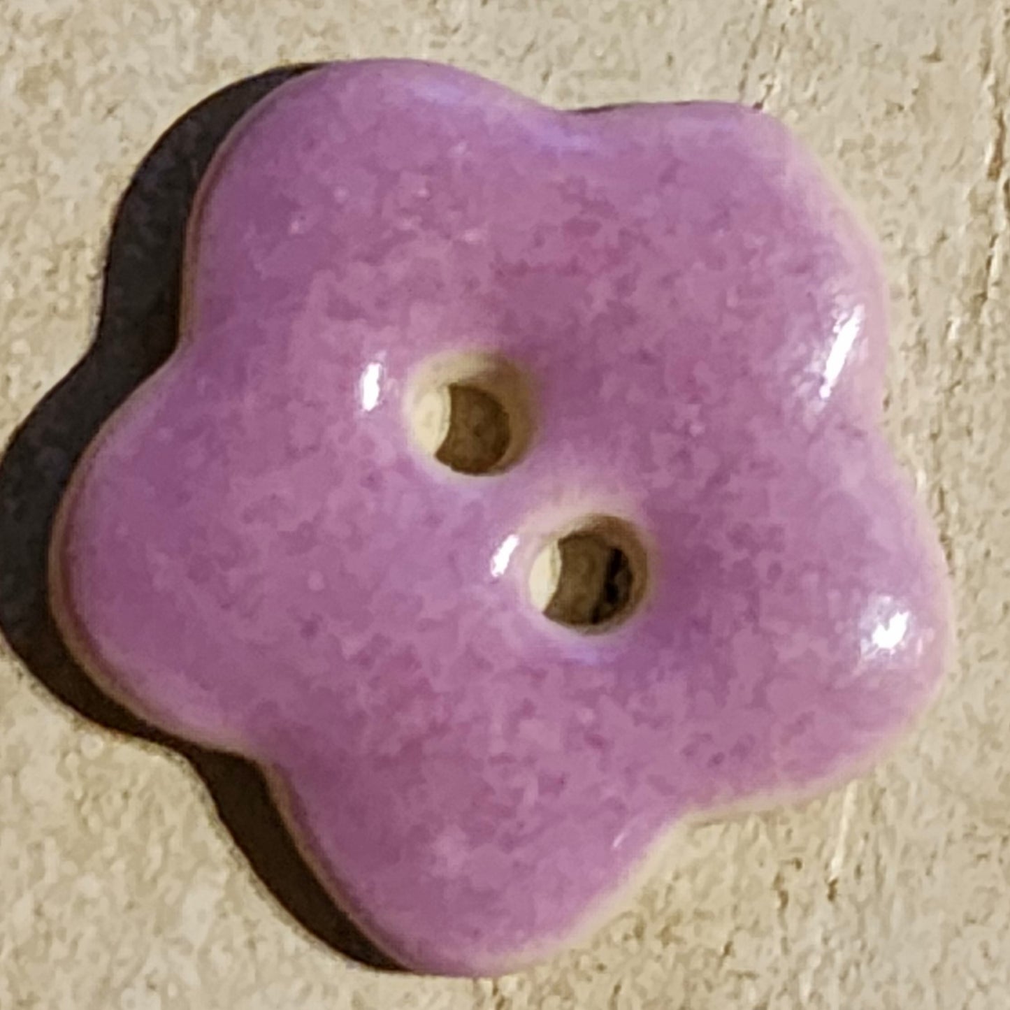 Small ceramic flower button (various colours)