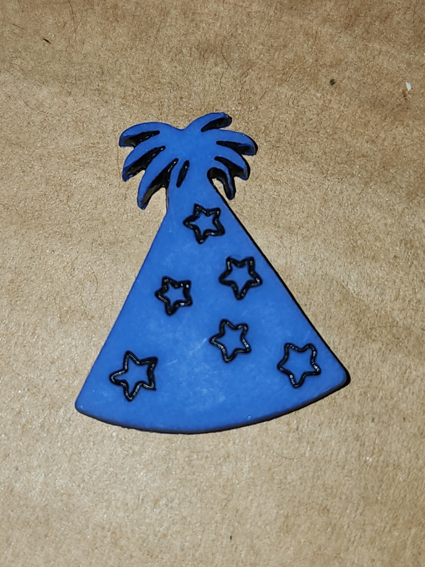 Party Hat button -2 colours 25mm high