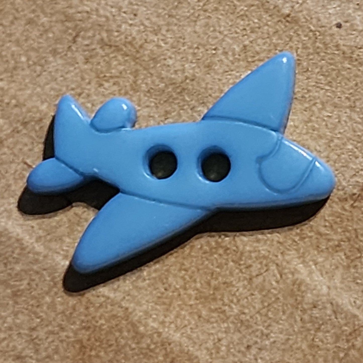 Little Blue Aeroplane button 17mm