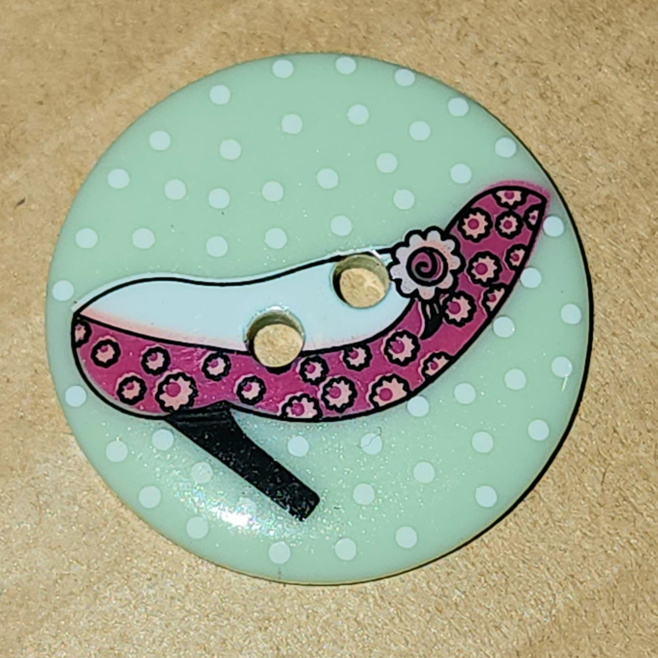 High heel round button 25mm