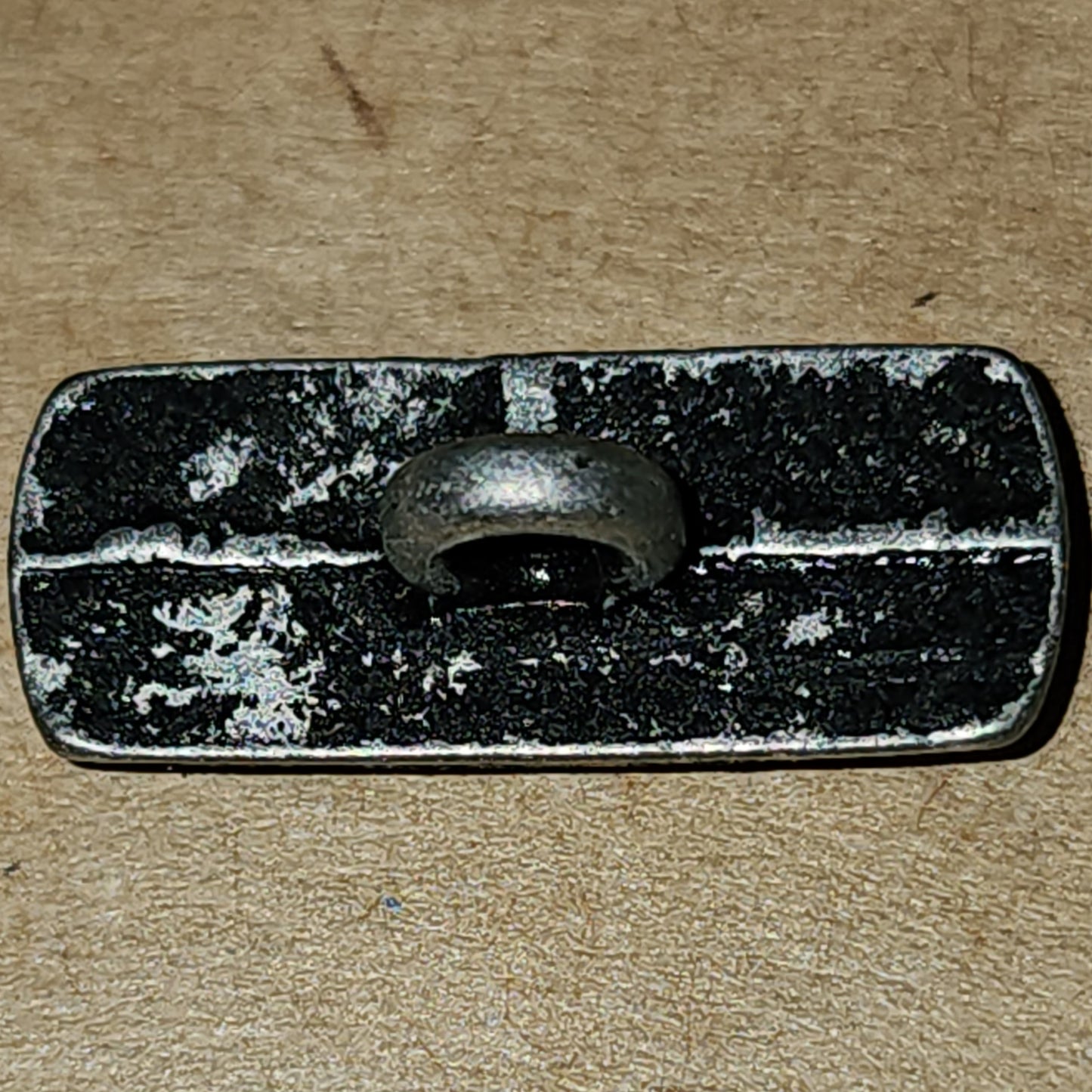 Decorative metal bar button - shank back