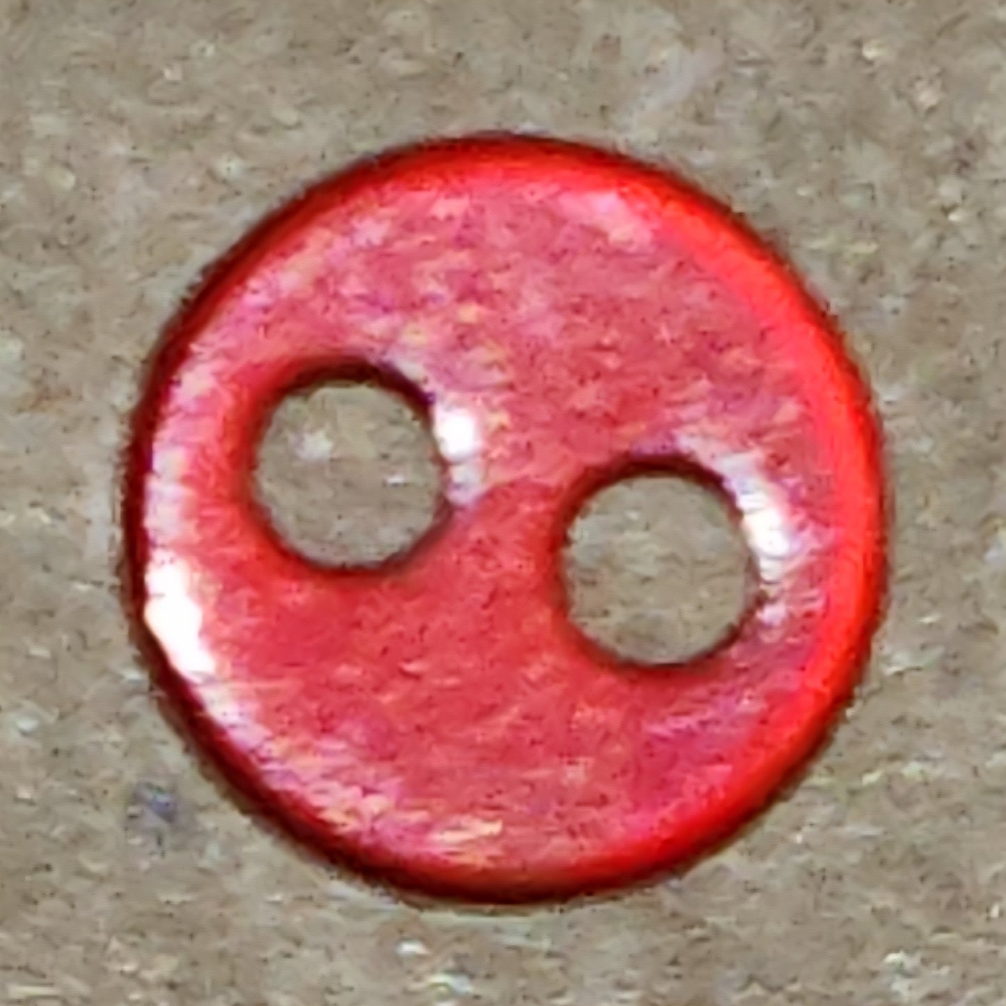 Tiny round clear bright red button 4-5mm