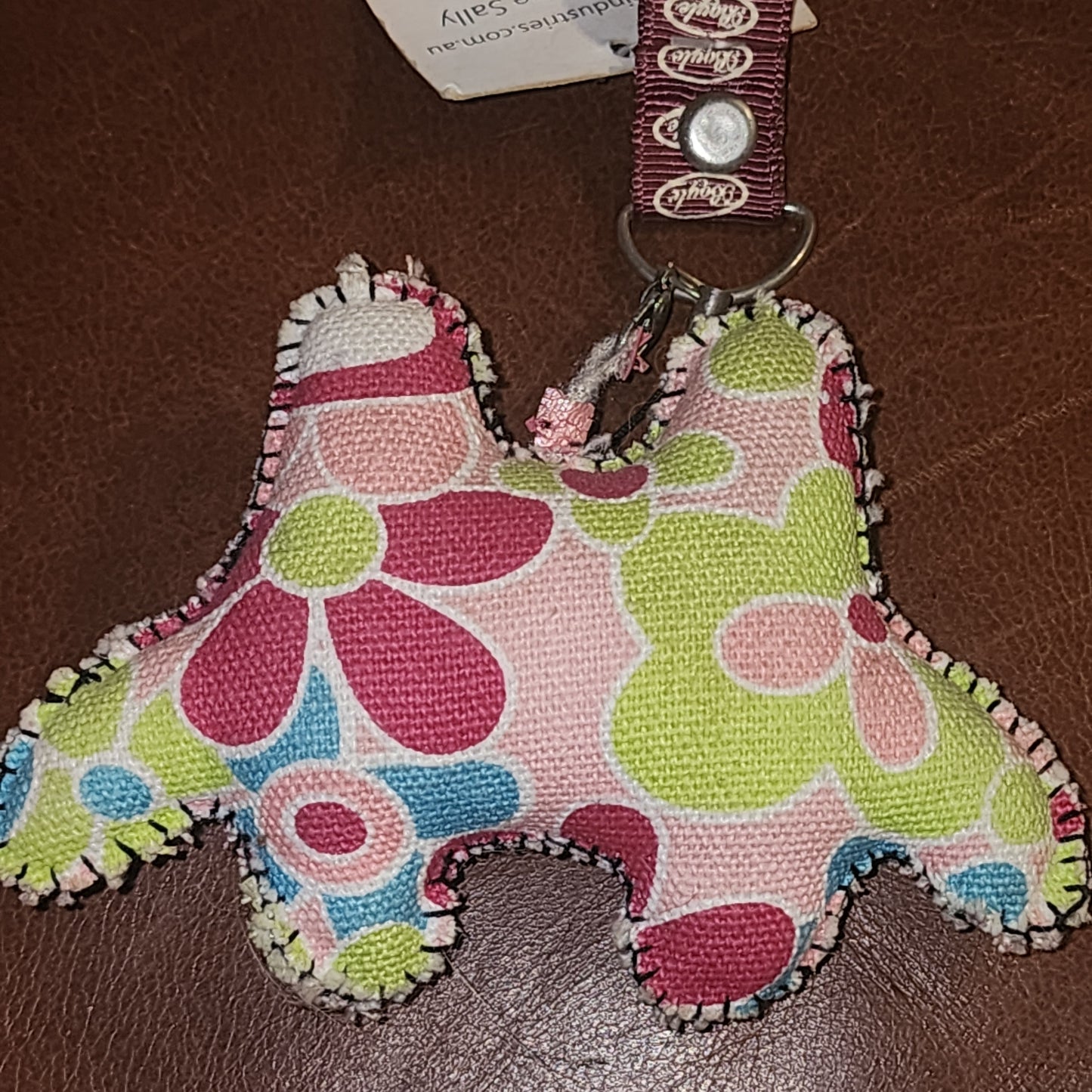 Fabric frog keyring with lanyard
