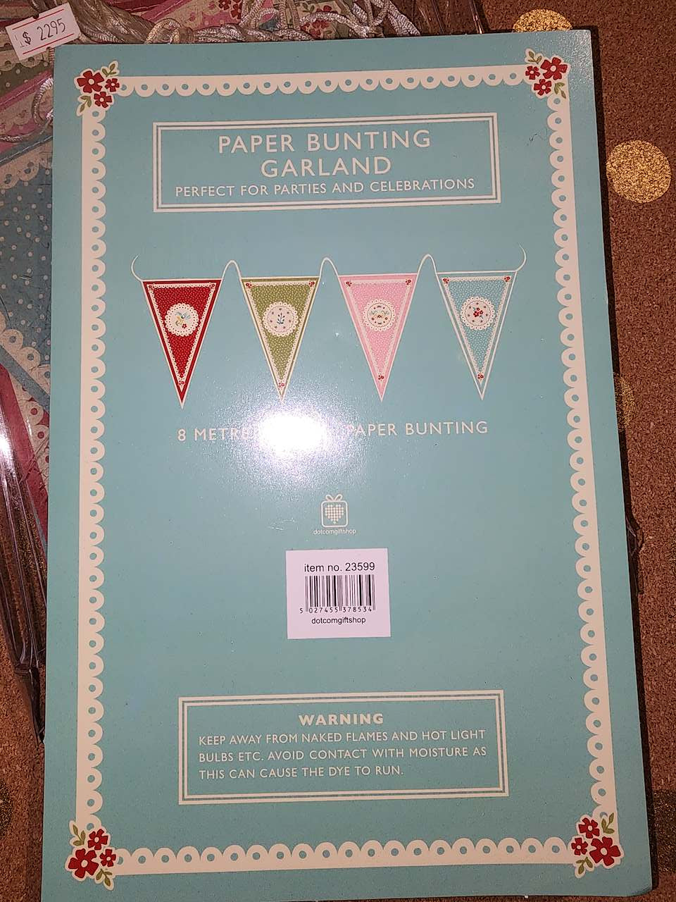 Cottage-style Cardboard bunting flags - 8 metres