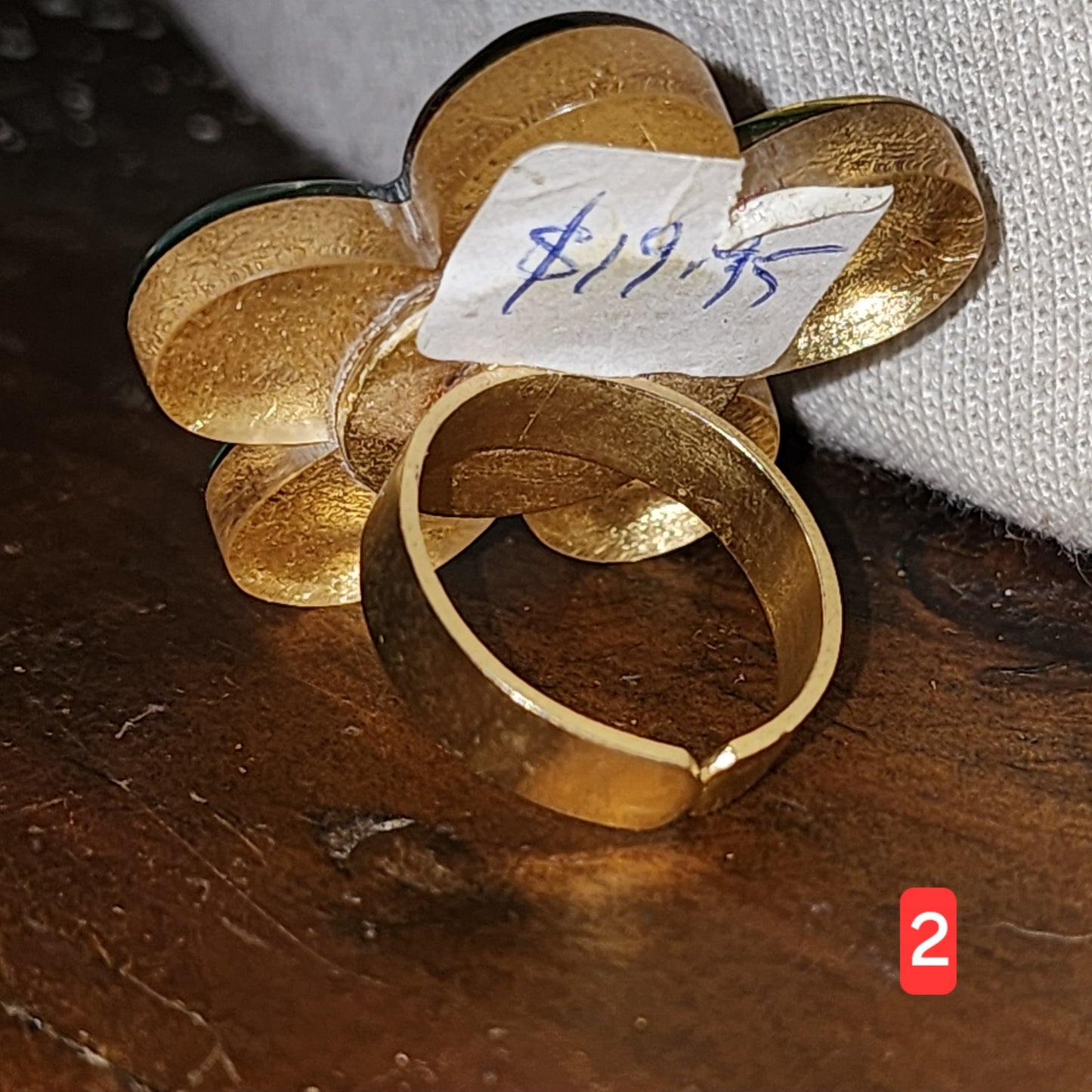 Resin Retro Flower Ring (36mm across)