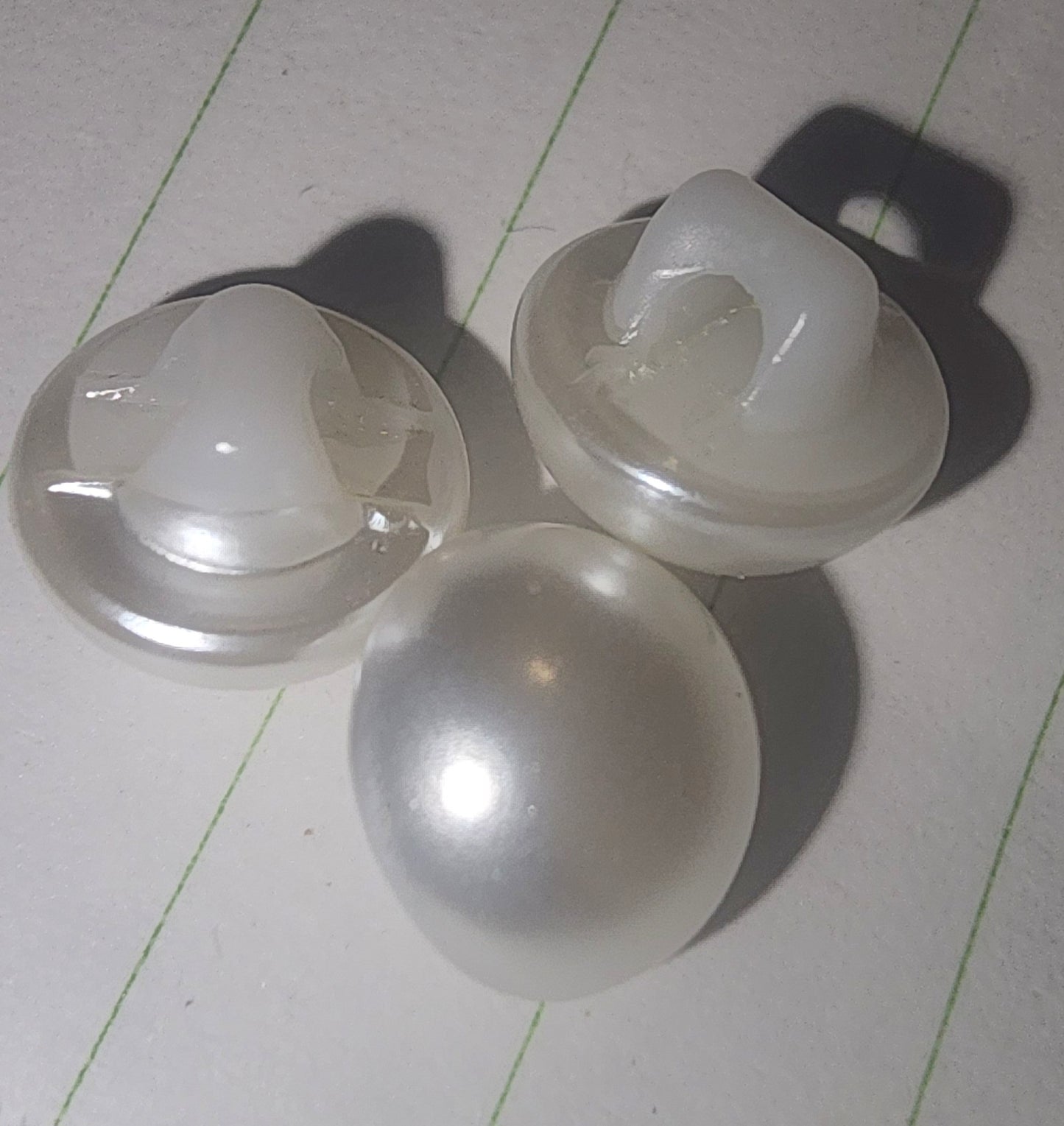 Dome button 10mm white metallic (shank back)