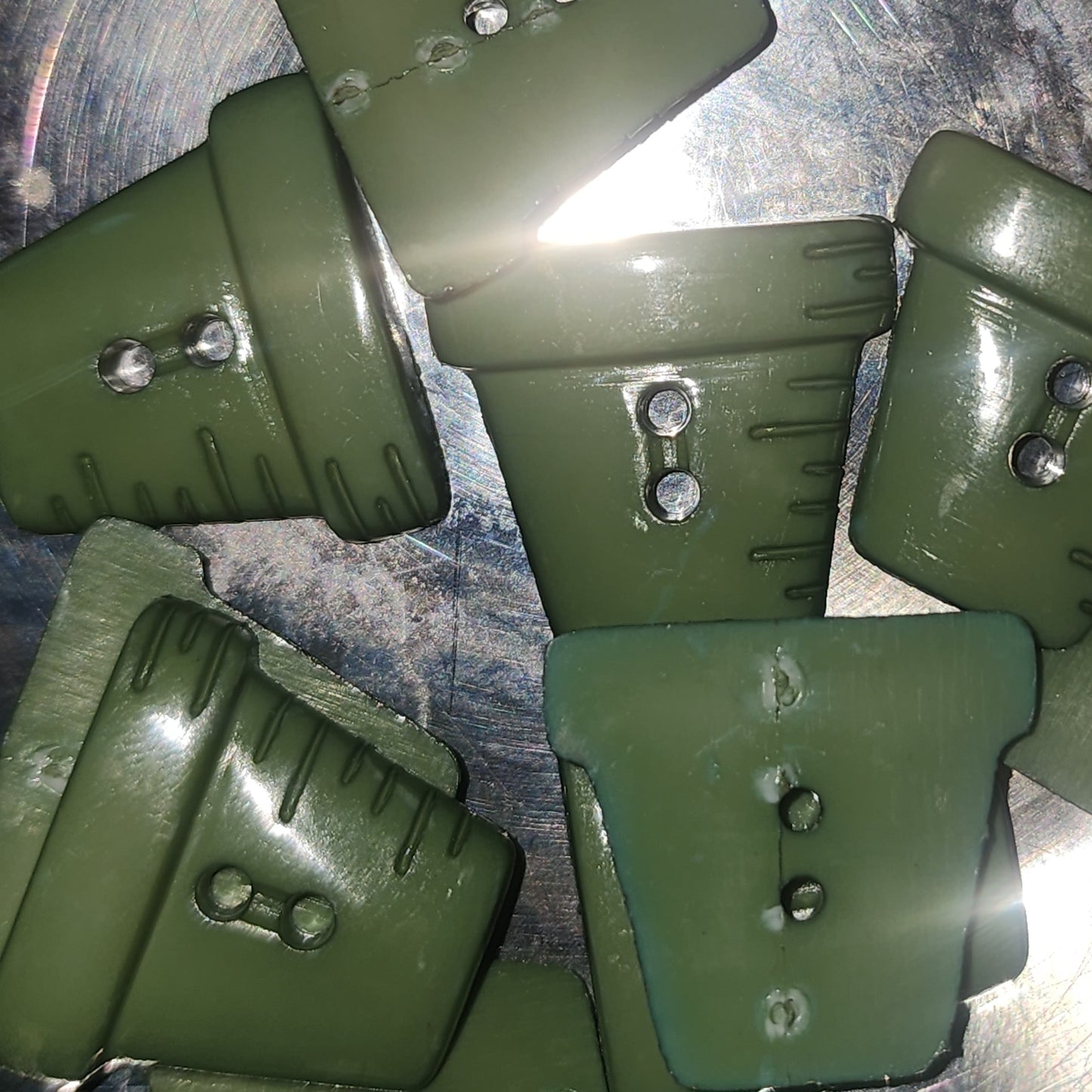 Flowerpot button Hunter Green 2cm