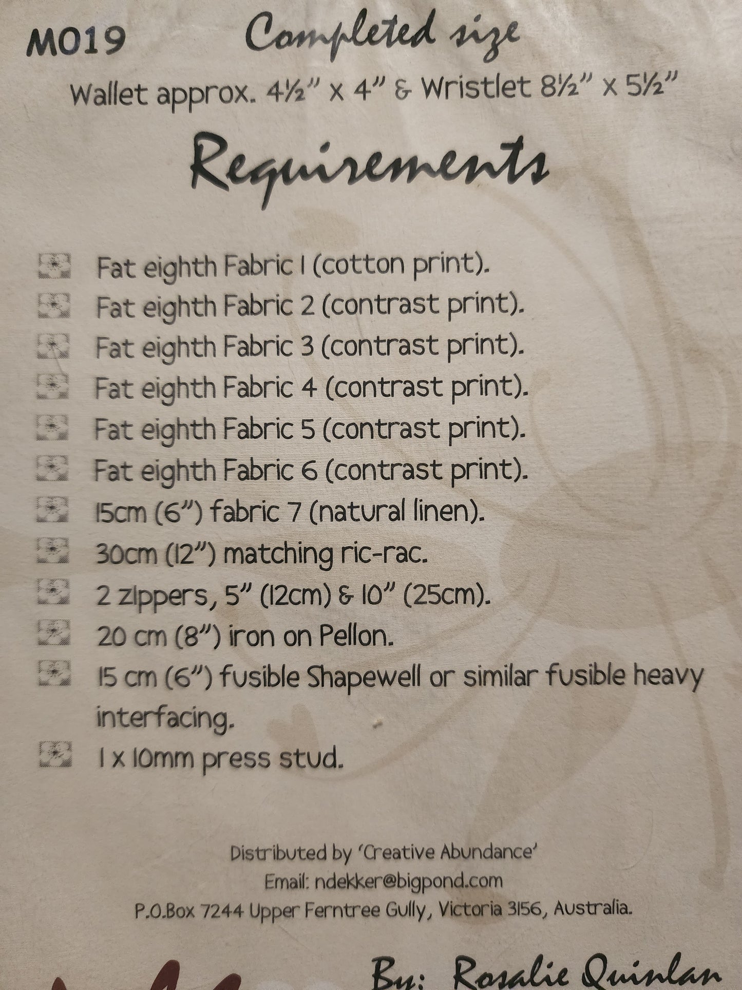 Daisy Patch bag pattern by Material Possessions *