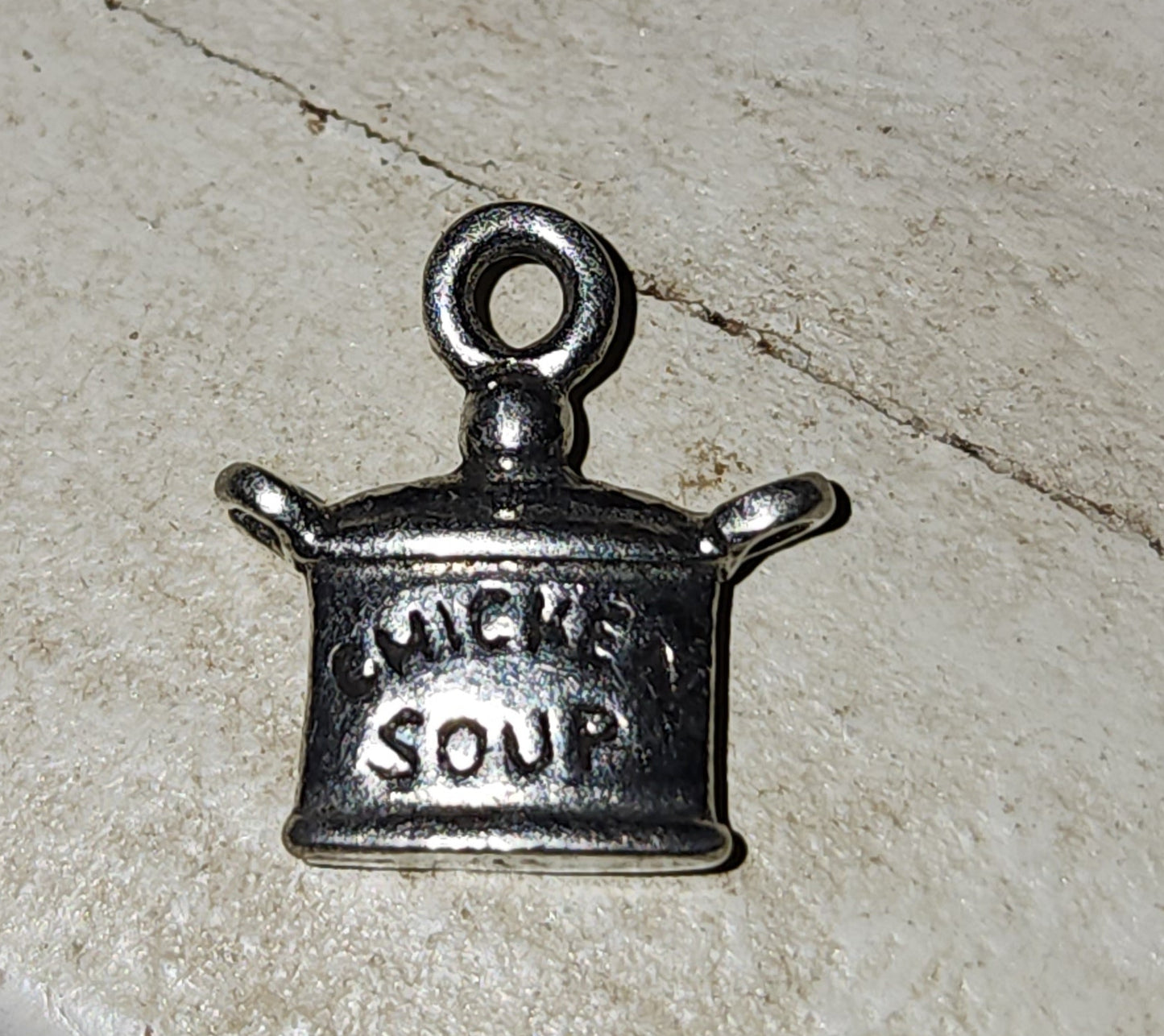 Metal chicken soup pot charm