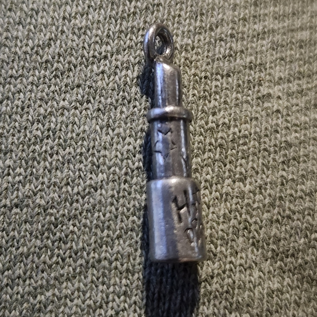 Metal lipstick charm