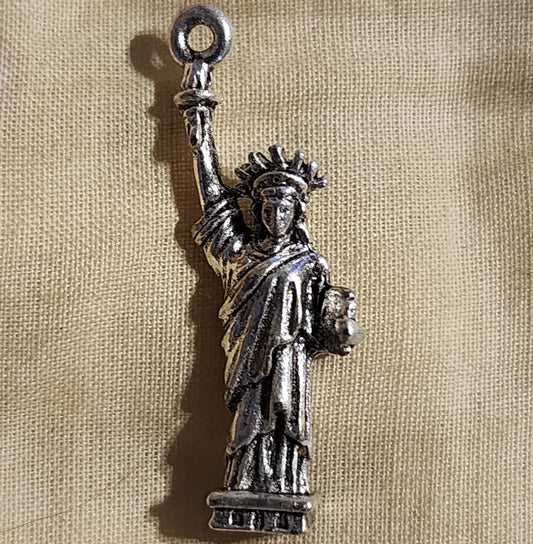 Metal Statue of Liberty charm