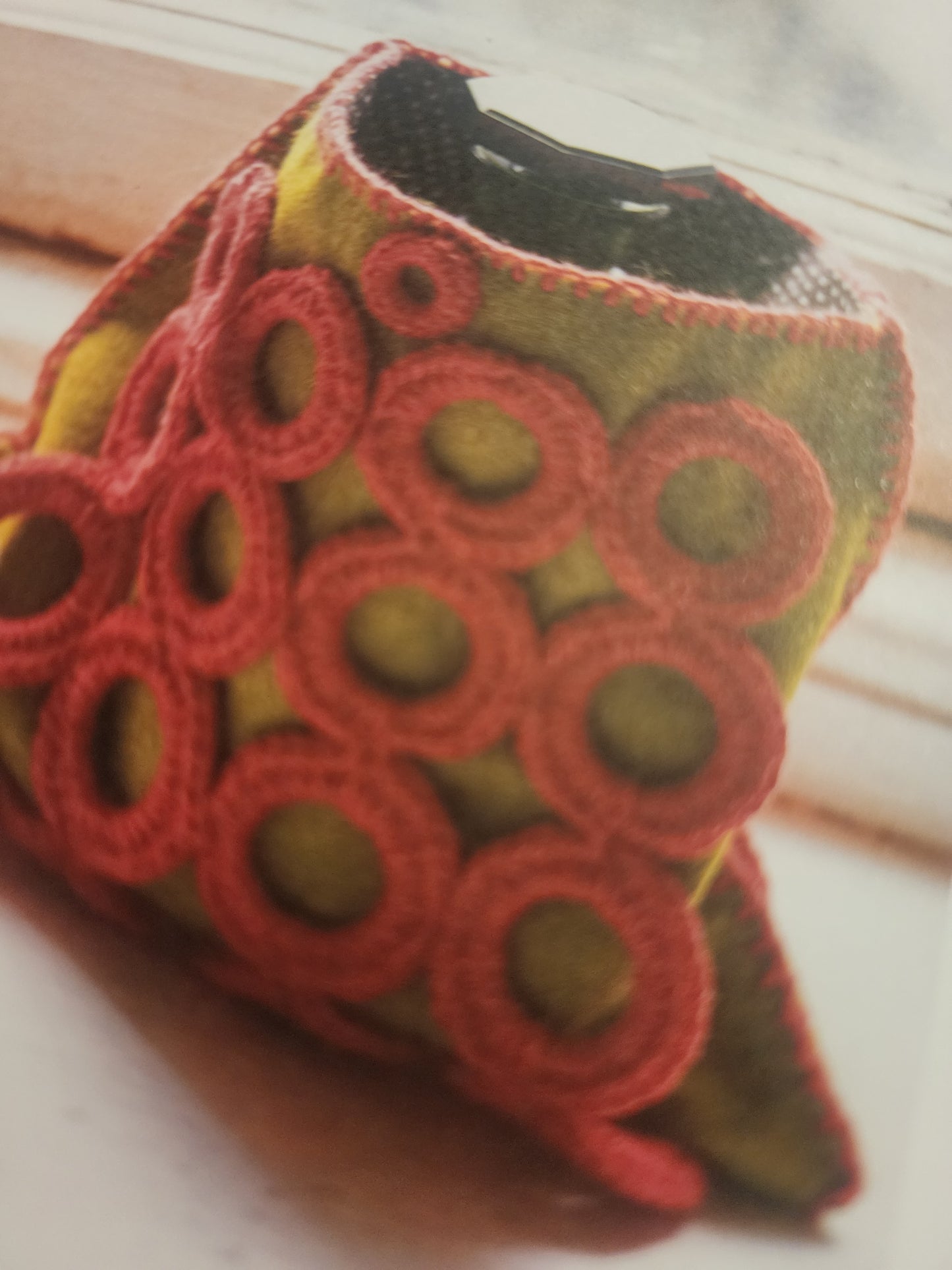 Knitting by Hikaru Noguchi (made in Japan)