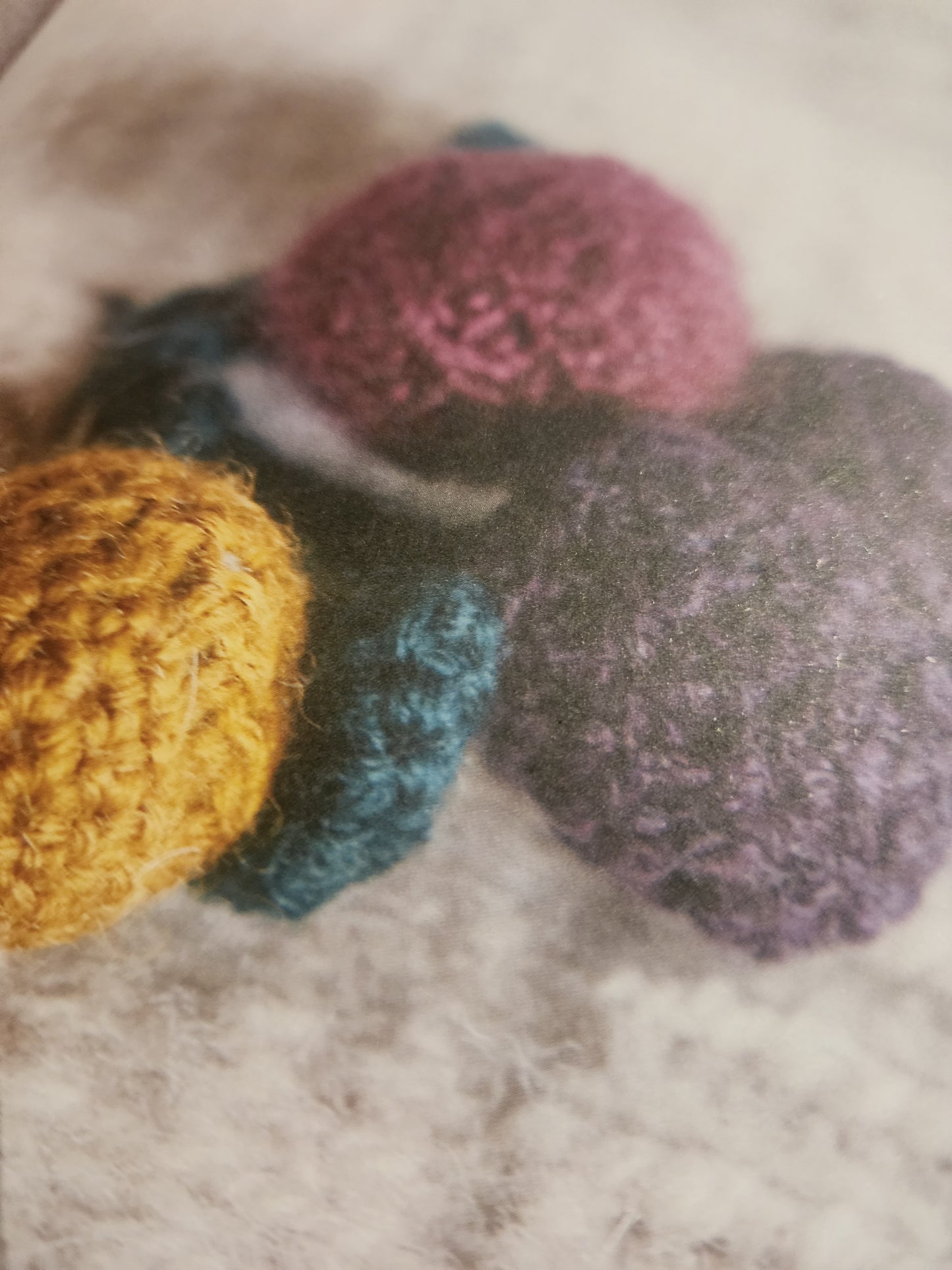 Knitting by Hikaru Noguchi (made in Japan)