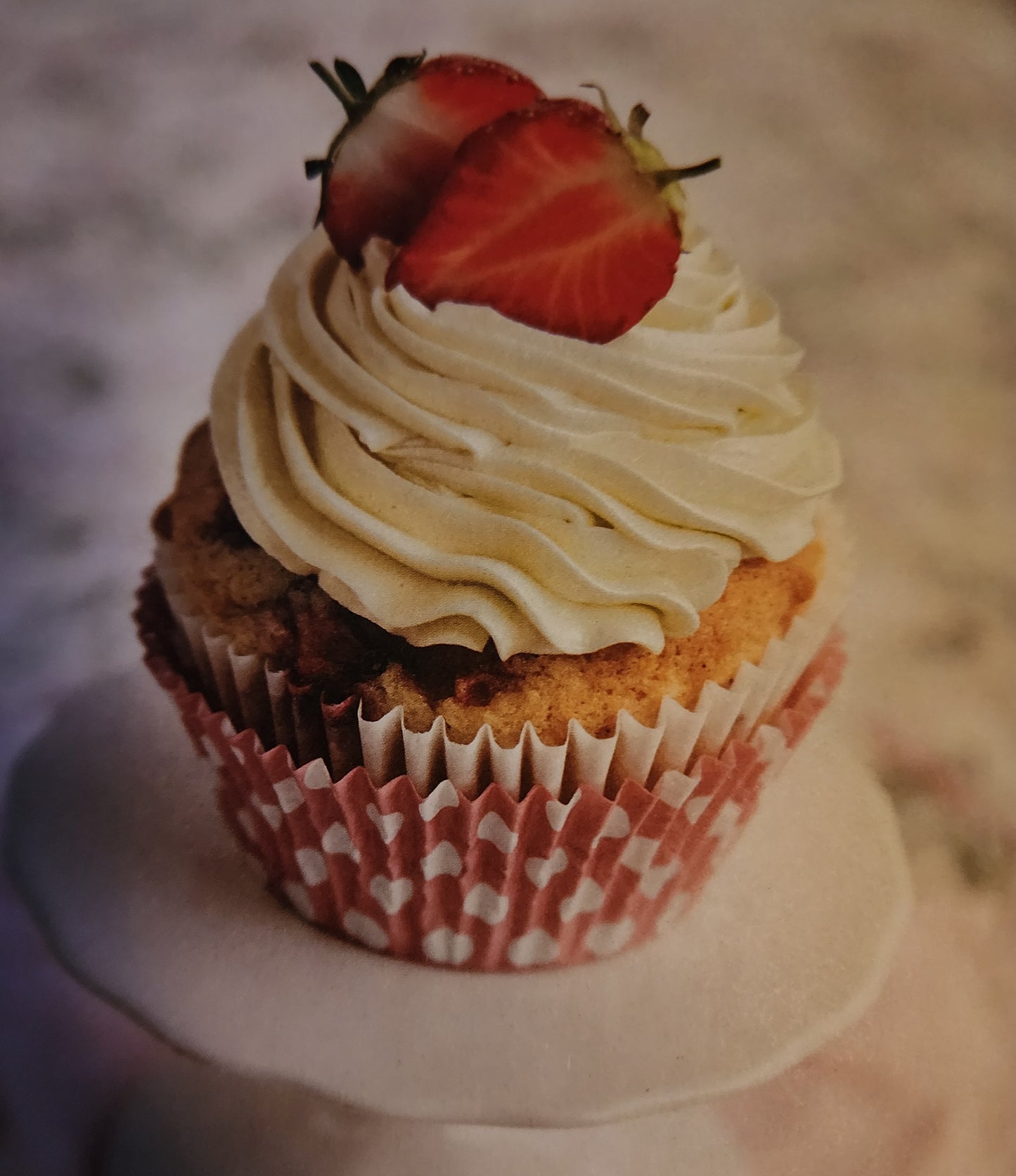 Cake Angels by Julia Thomas