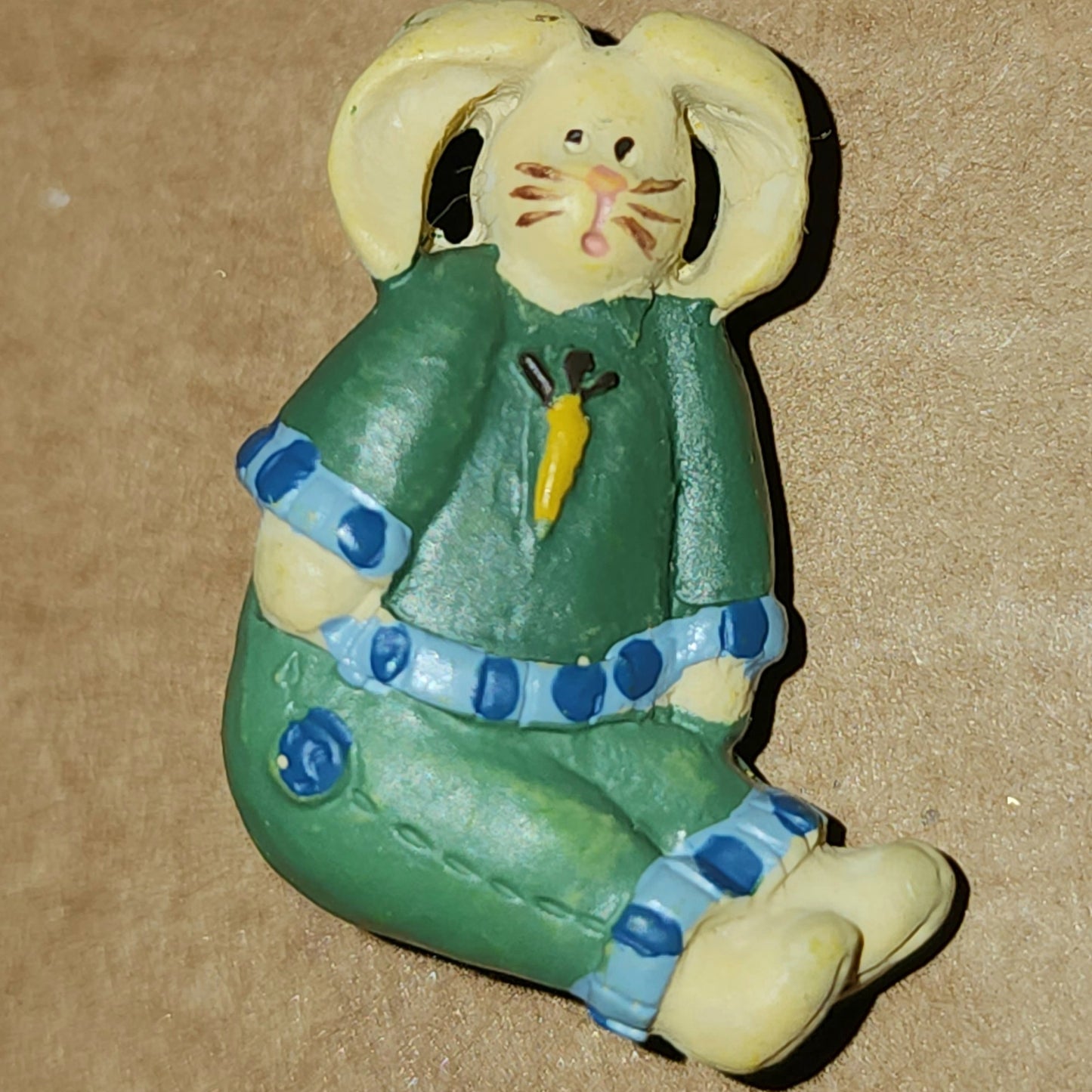 Bunny in green pyjamas button 2.5cm high