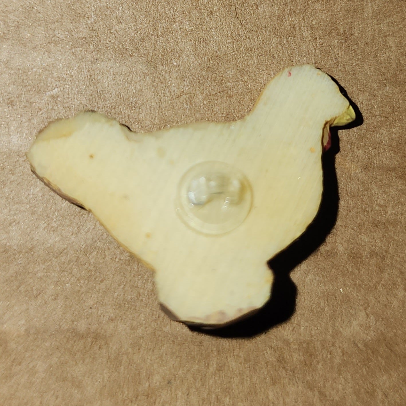 Resin chicken button 2.5cm high