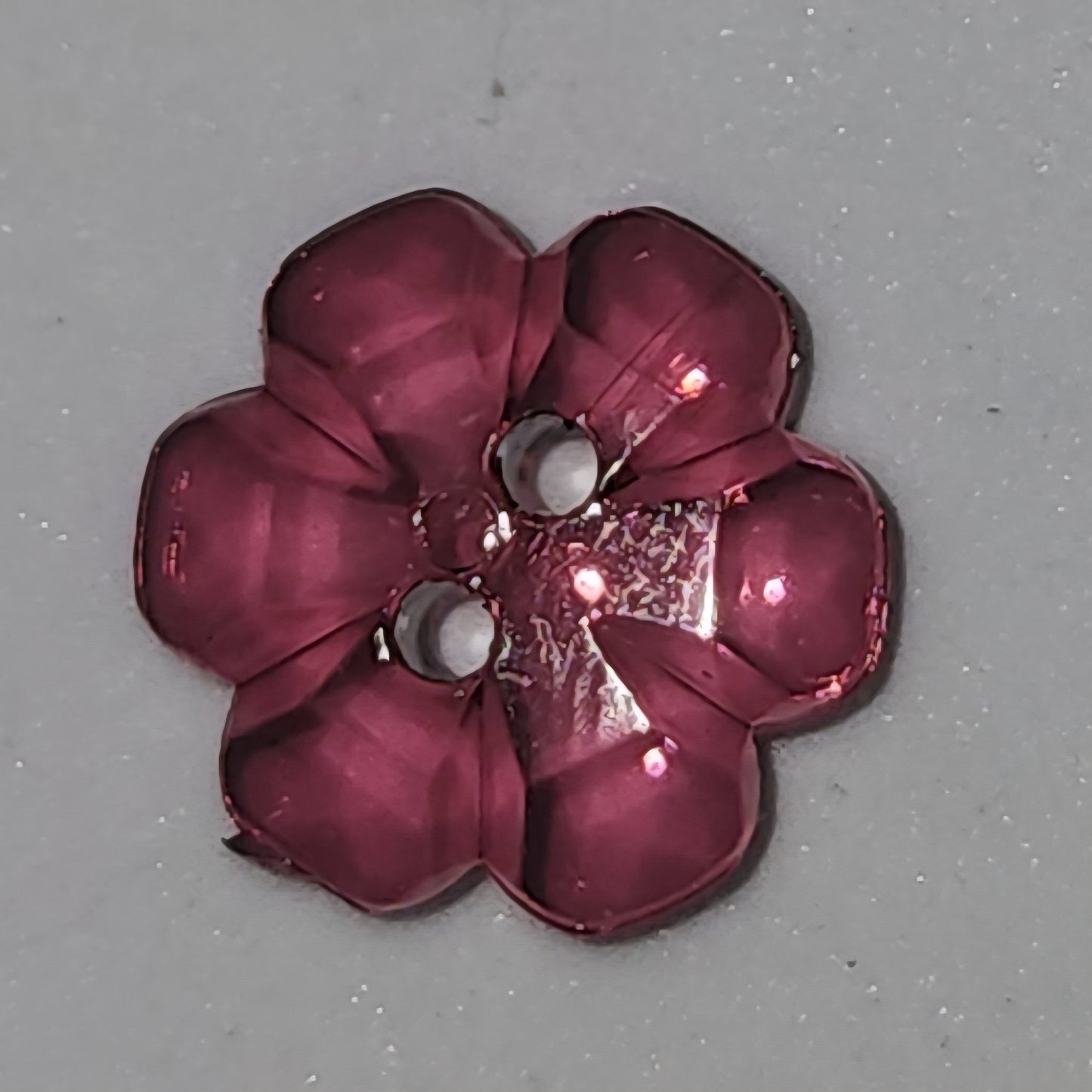 Clear Flower Button dark burgundy 1.5cm