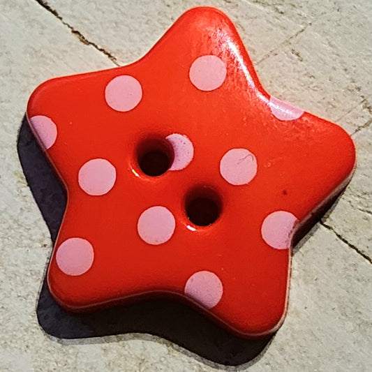 Spotty star button red 15mm