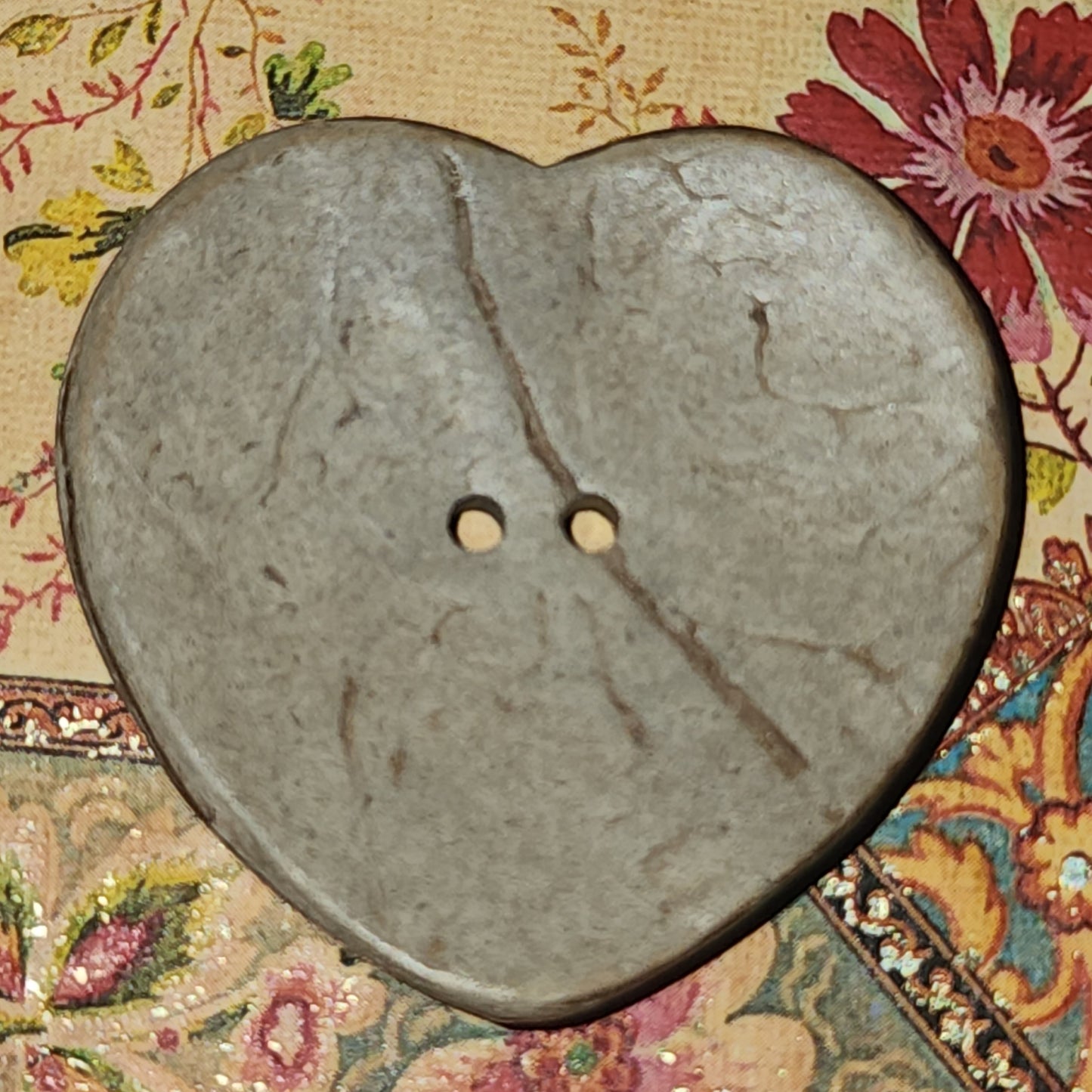 Large wooden heart button 38mm