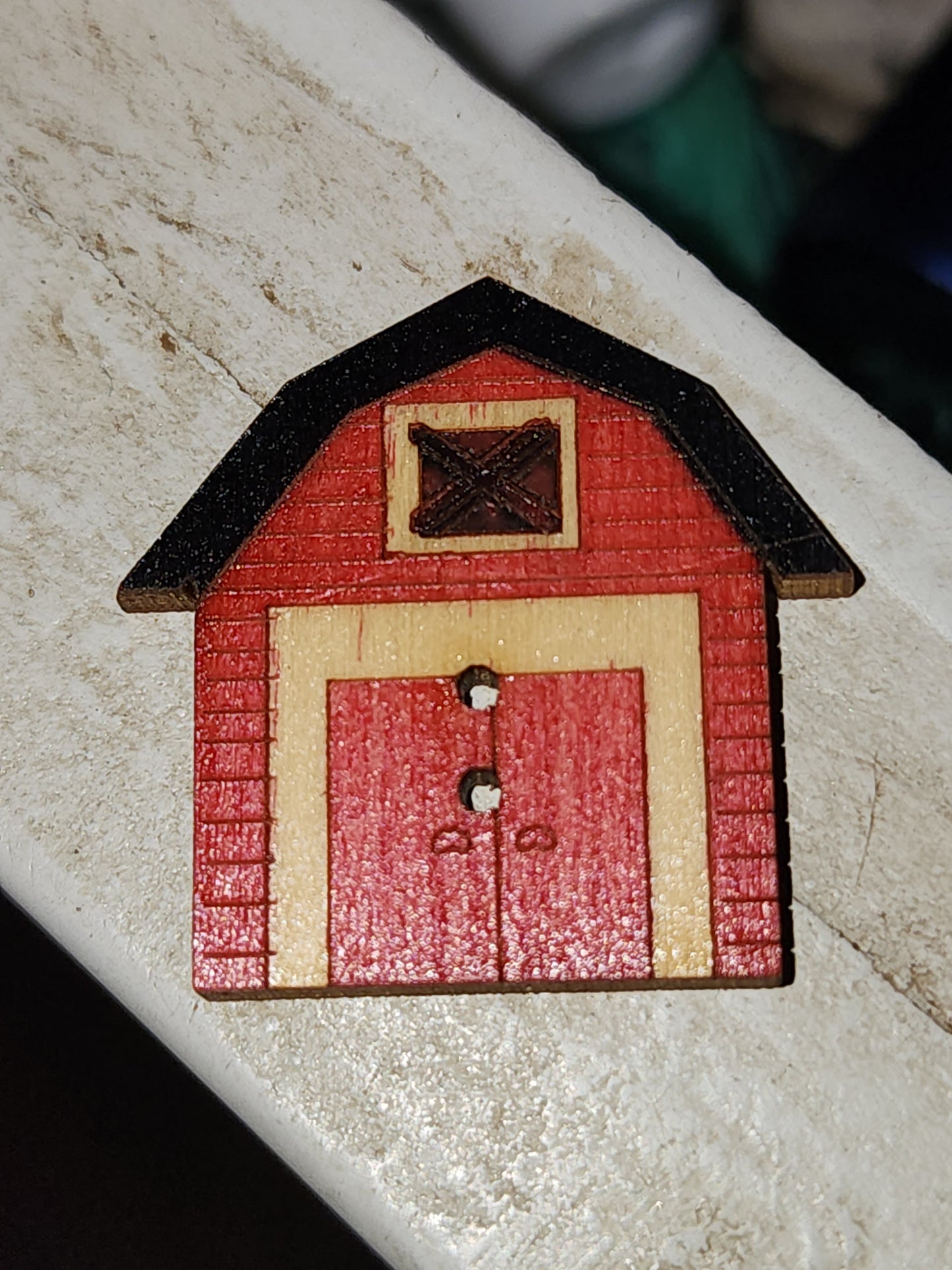 Wooden farmhouse button 27mm high