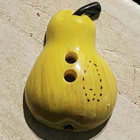 Resin pear button 25mm high