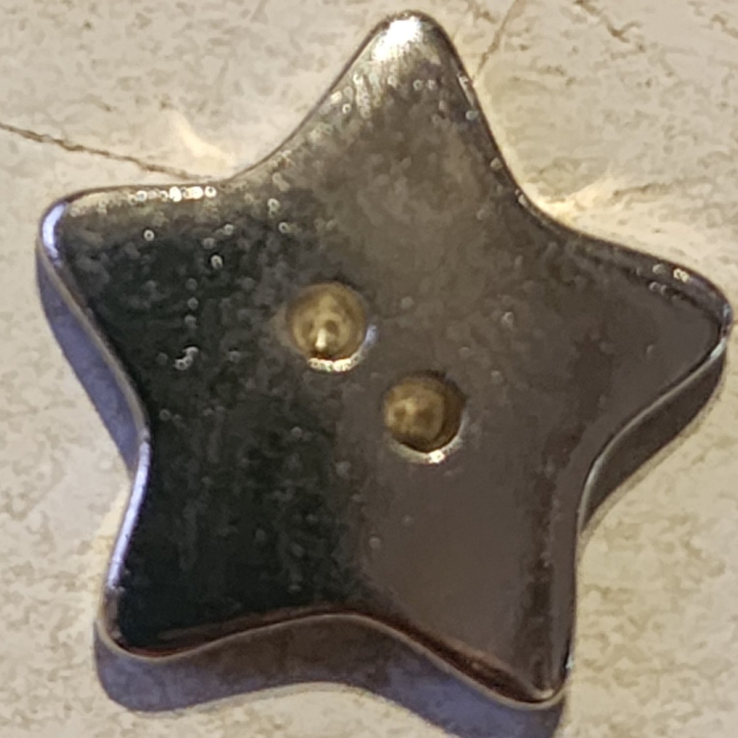 Silver glossy star button 20mm
