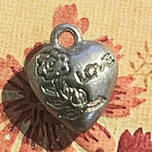 Silver heart charm with LOVE engraved 10mm