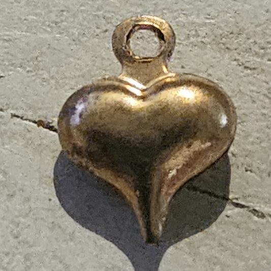 Tiny gold metal heart charm 9mm