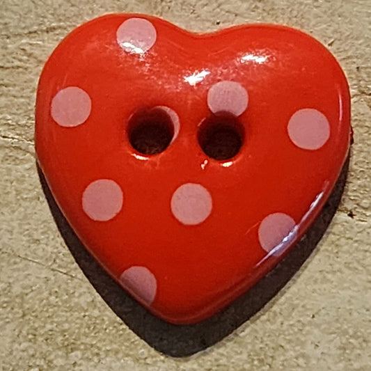 Spotty heart button red 15mm