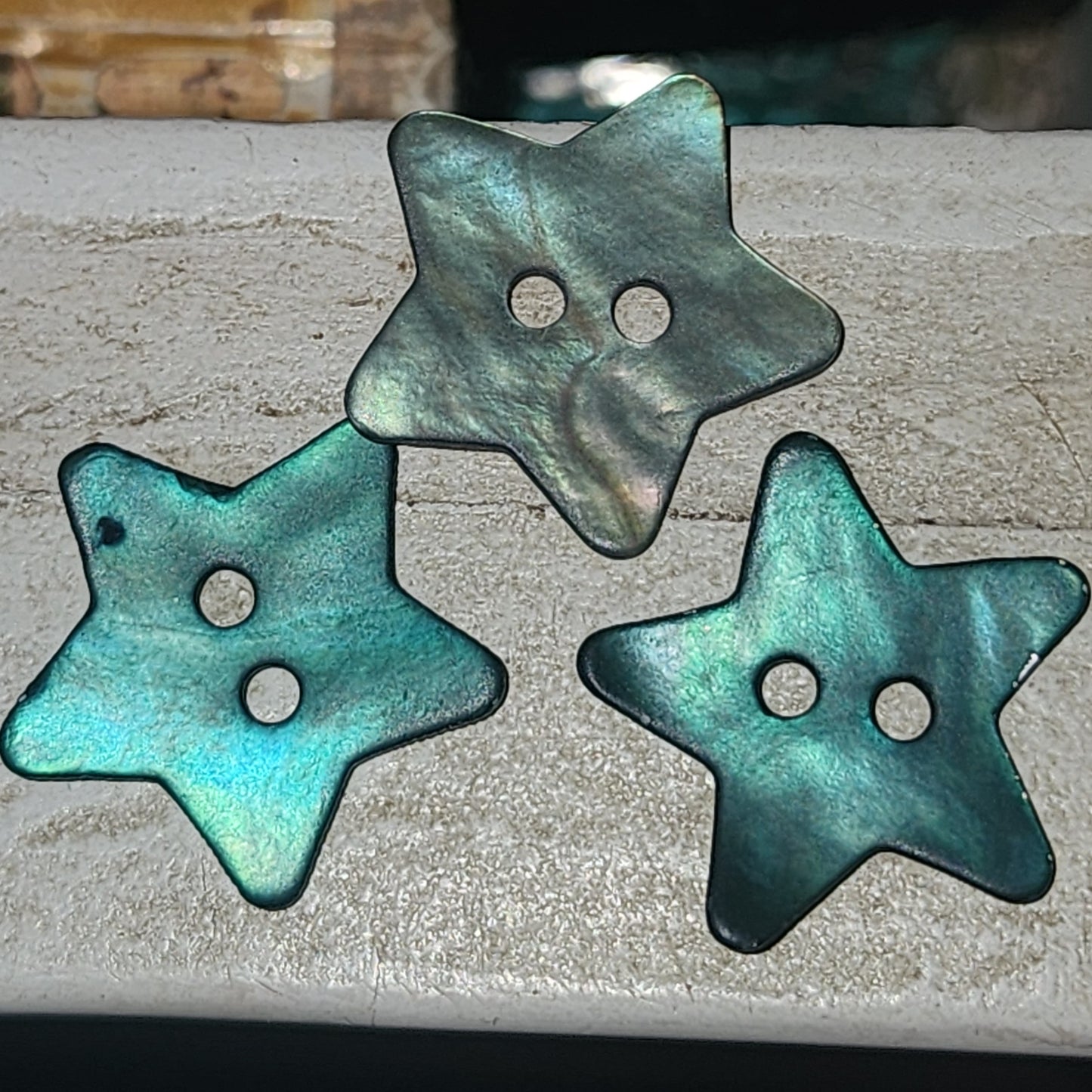 Mother of pearl star button - various colours 20mm