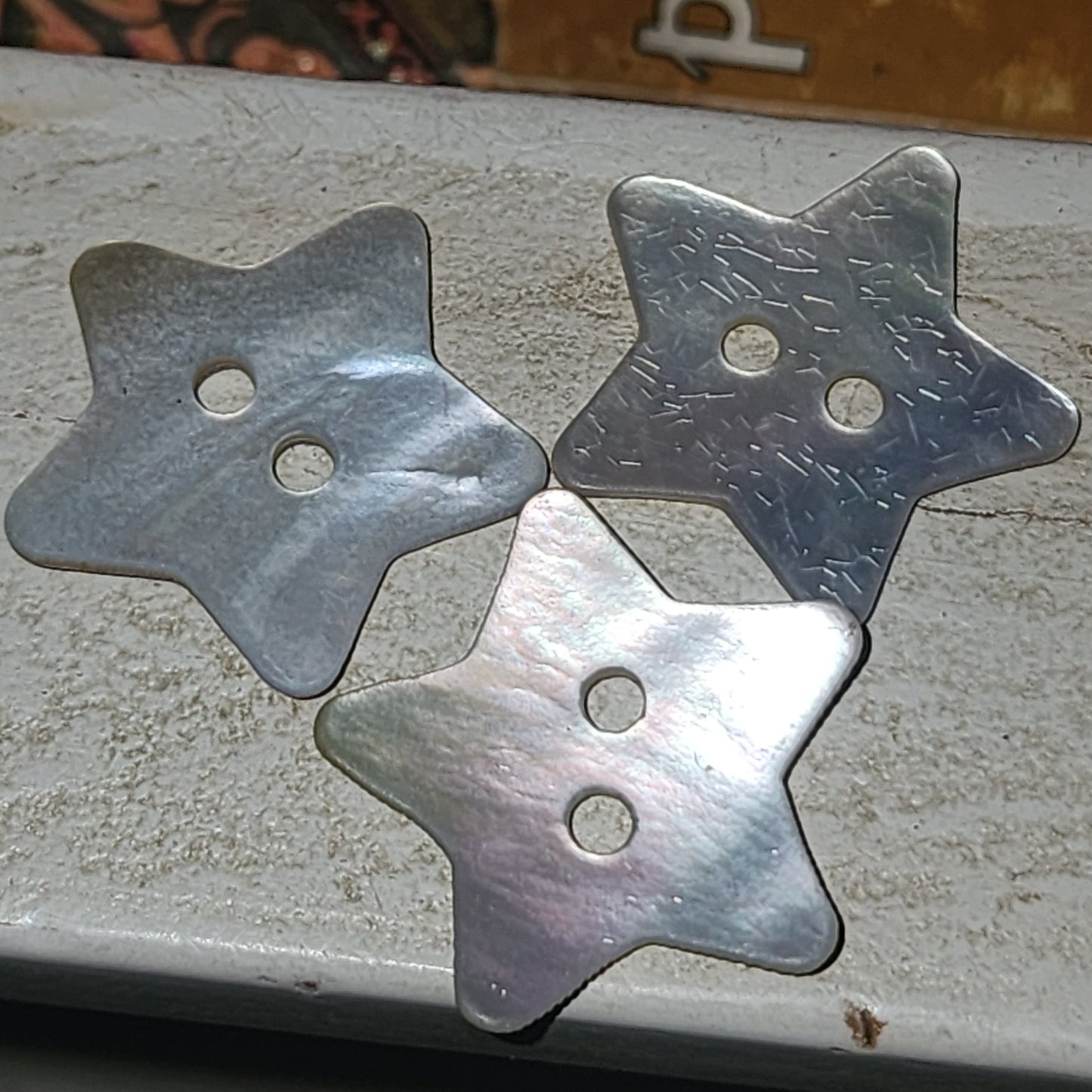 Mother of pearl star button - various colours 20mm
