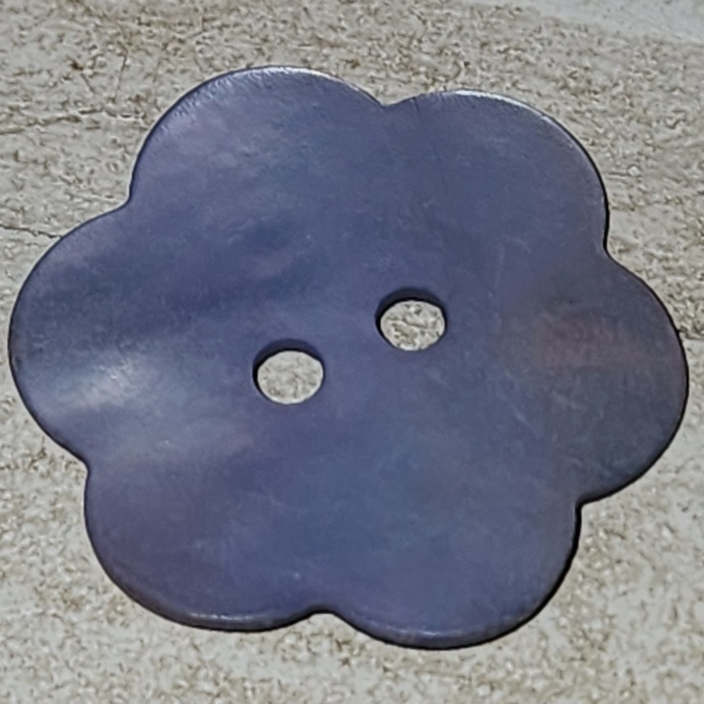 Mother of pearl flower button 24mm - various colours