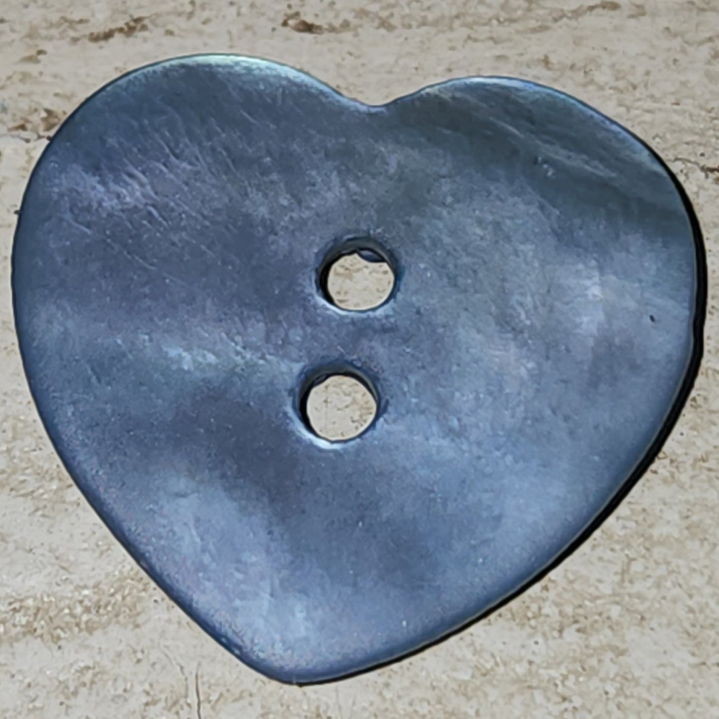 Mother of pearl heart 17mm - assorted colours