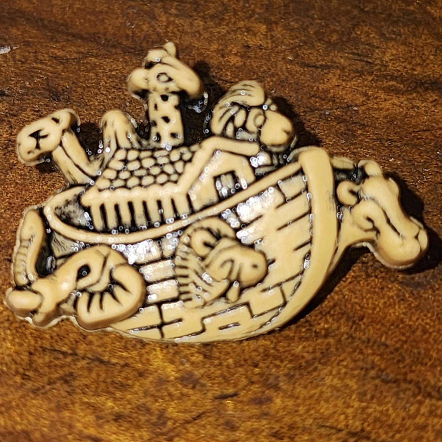 Noah's Ark Button 28mm wide