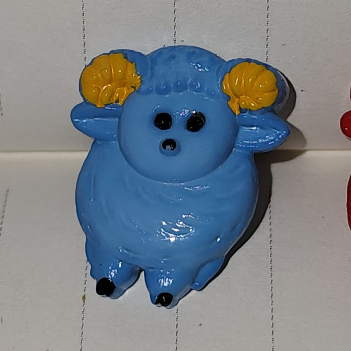 Little sheep button - 7 colours 17mm high
