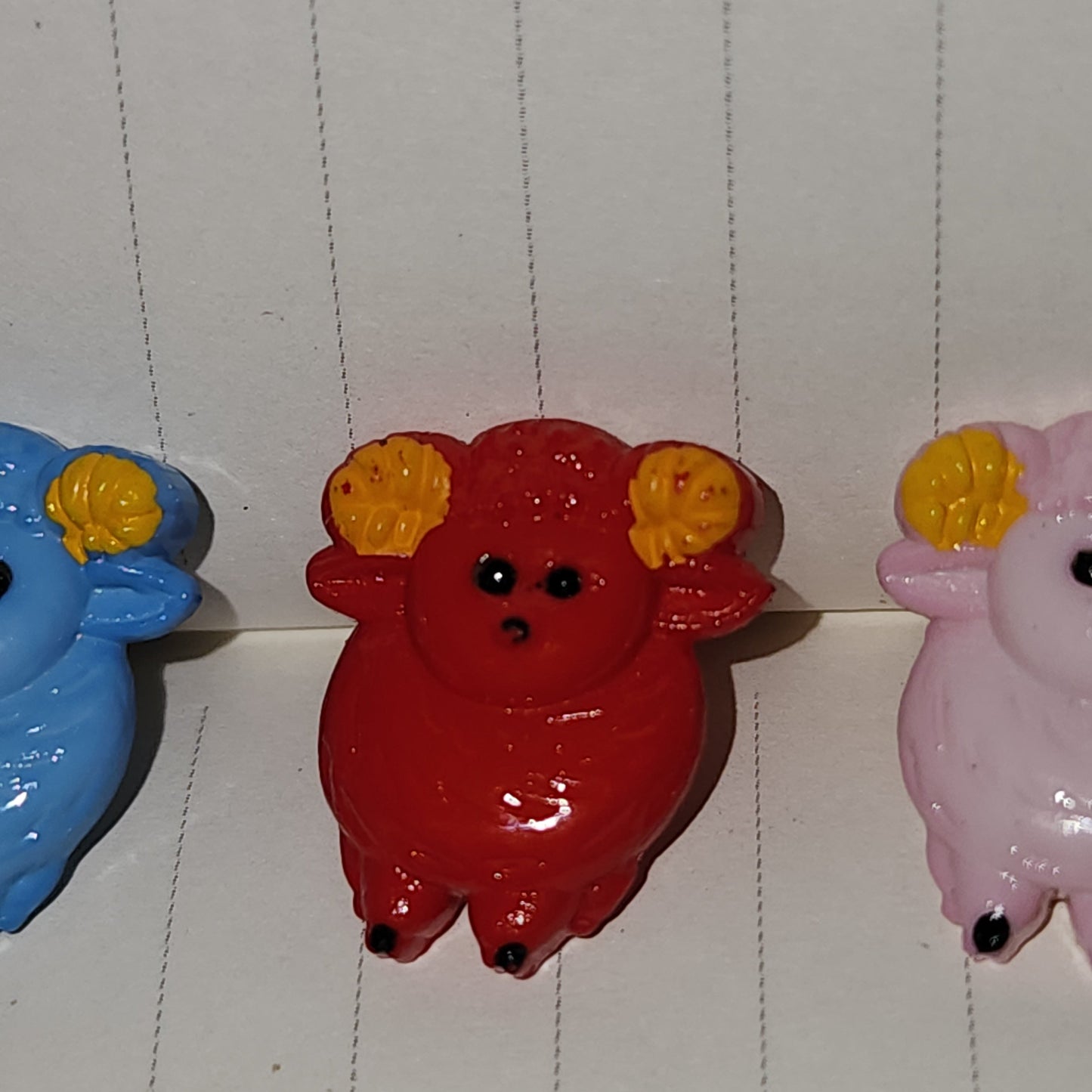 Little sheep button - 7 colours 17mm high