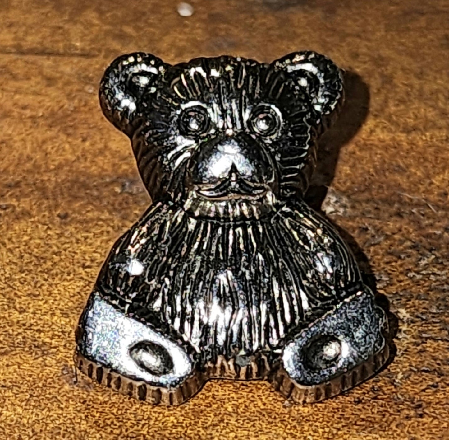 Metallic bear buttons- 2 sizes in gold or silver