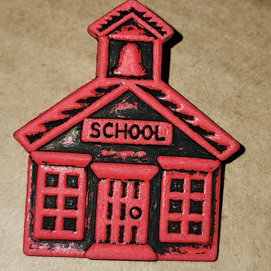 Schoolhouse button in red 37mm high