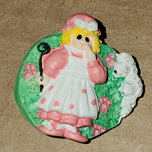 Mary had a little lamb button 26mm high