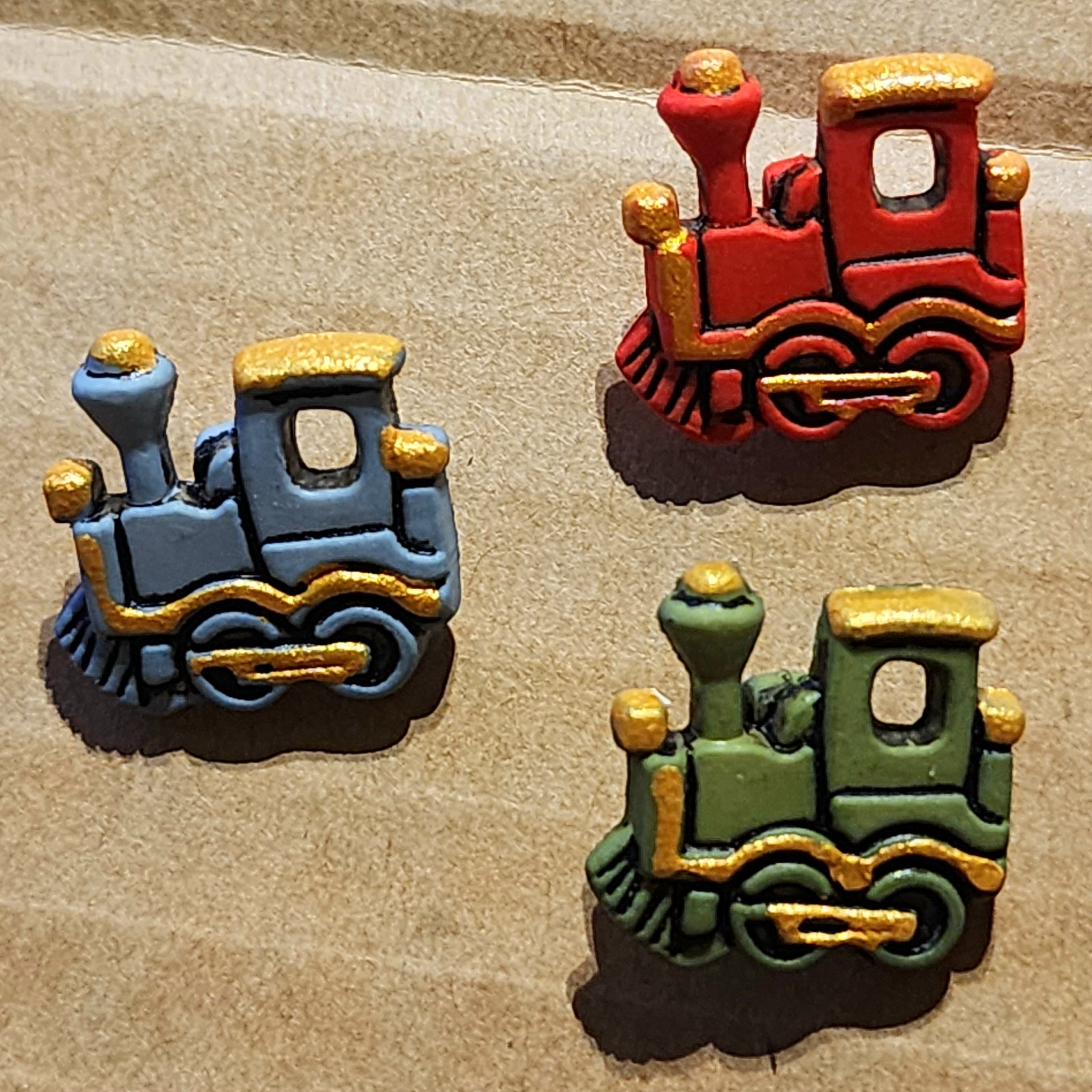 Little train buttons - 3 colours 15mm long – Fred the Needle