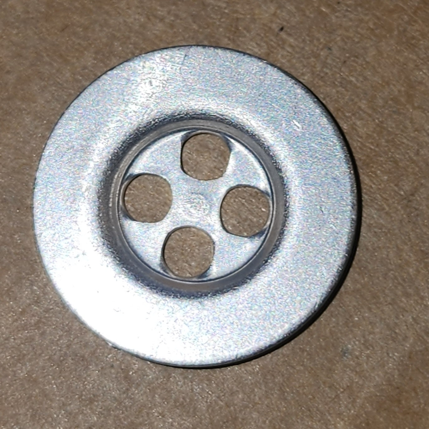 Silver metal round button 18mm