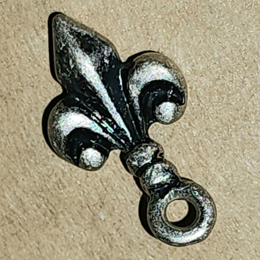 Fleur de Lis silver metal charm