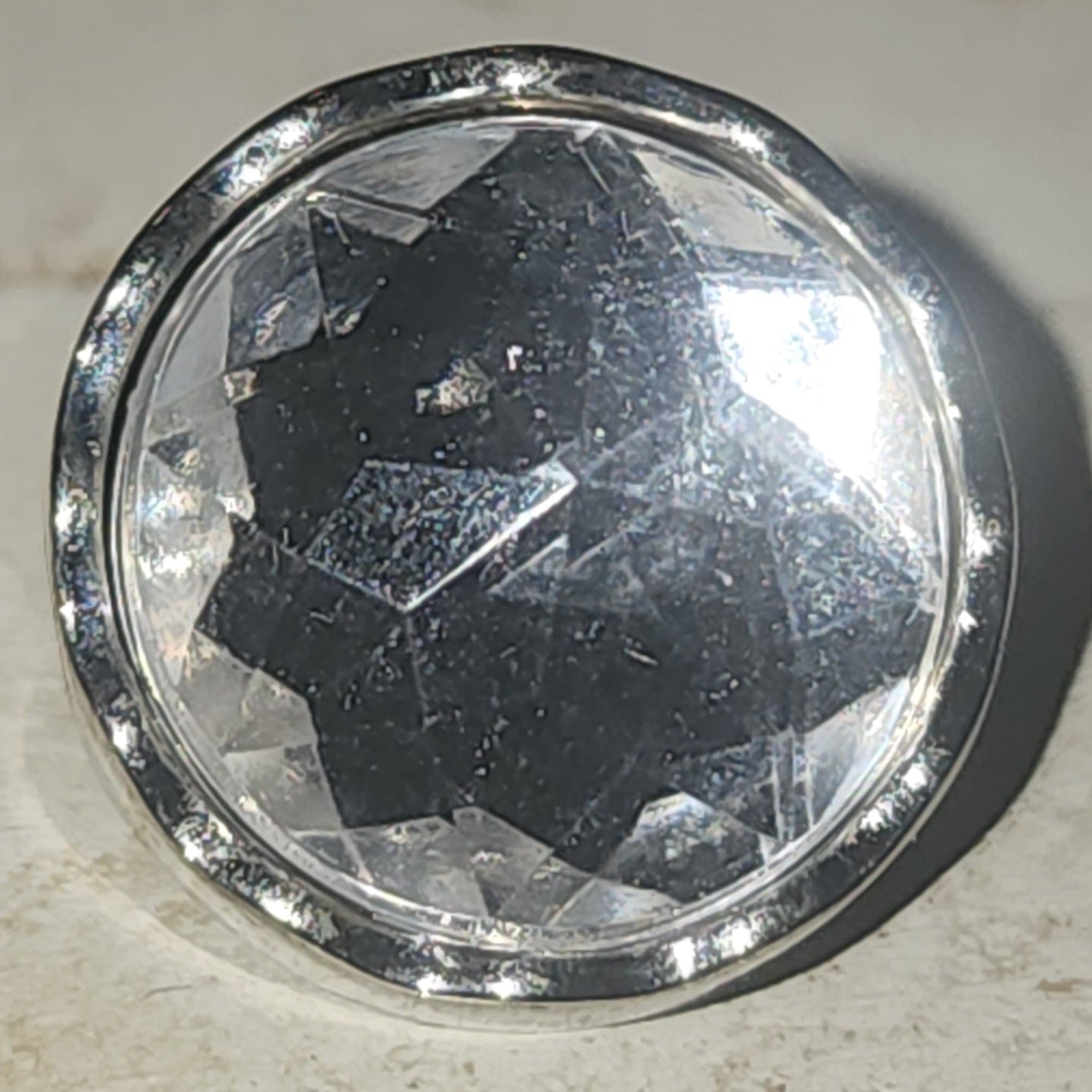 Framed faceted crystal button - gold or silver (diamante)