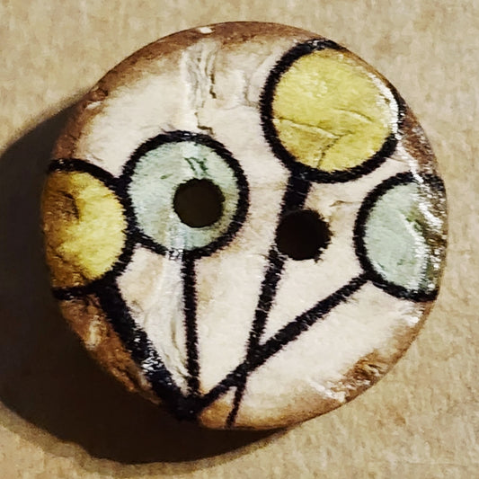 15mm wooden printed balloon button (distressed look)